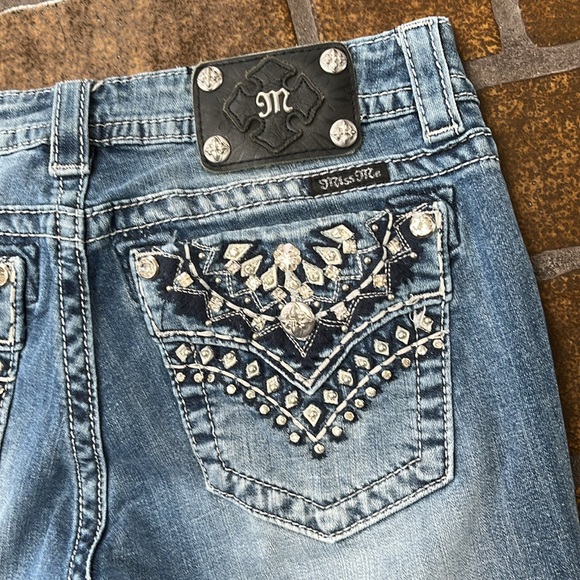 Miss Me Embellished Midrise Signature Skinny Jean - Picture 10 of 14